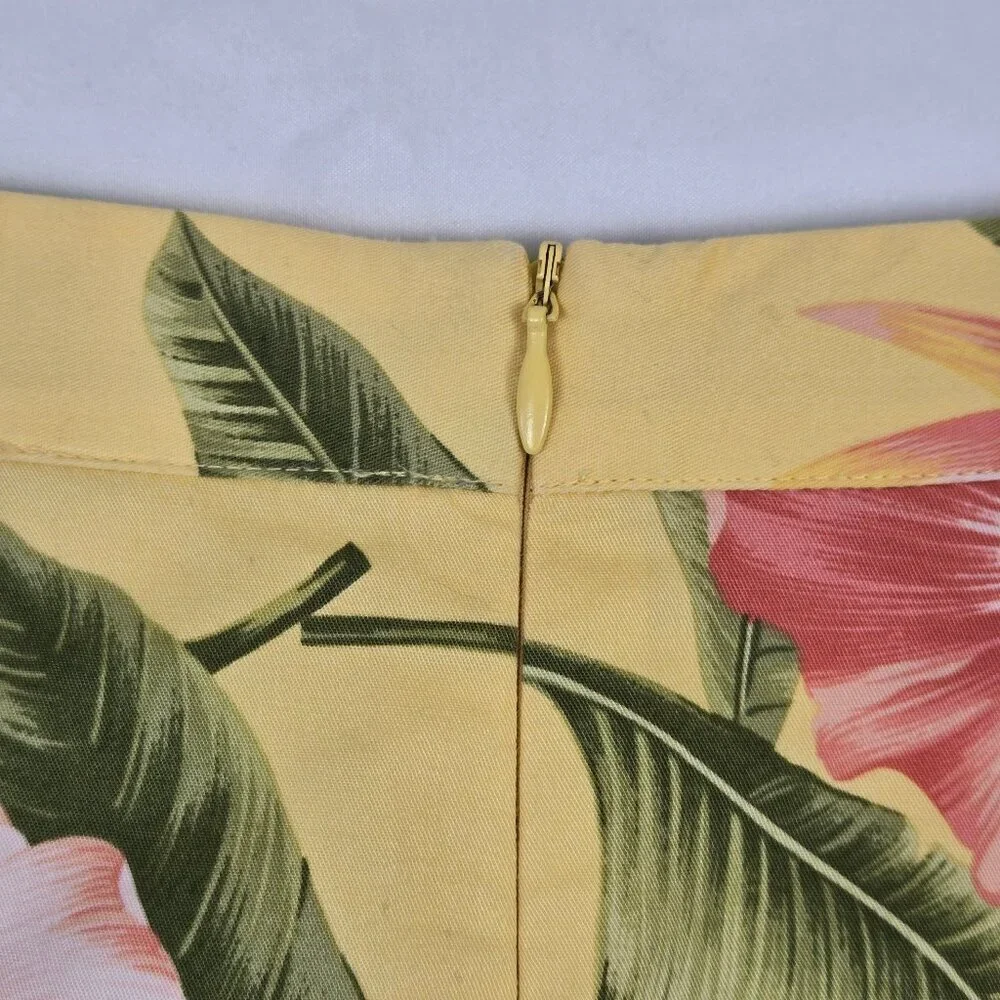 Tommy Bahama Size 6 Yellow Floral Print Skirt Side Vents Hidden Back Zipper